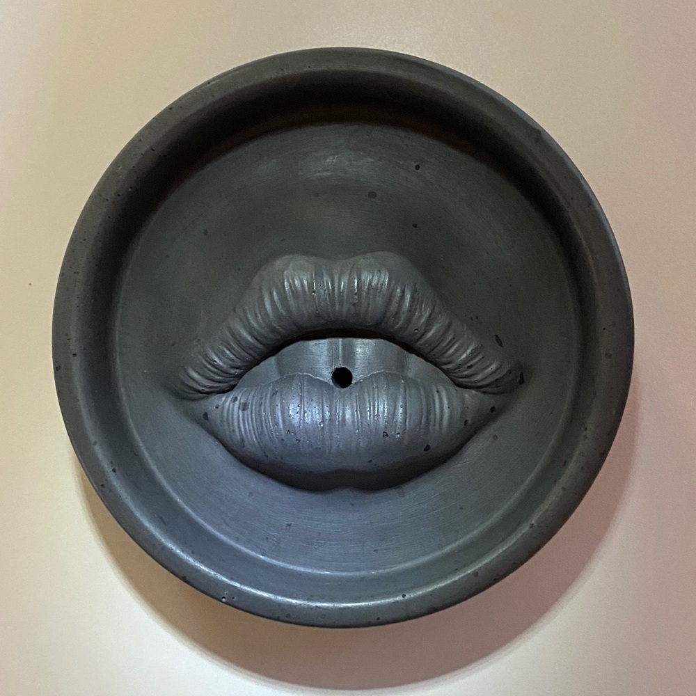 NEW Sunday Nomad Lips Incense Holder